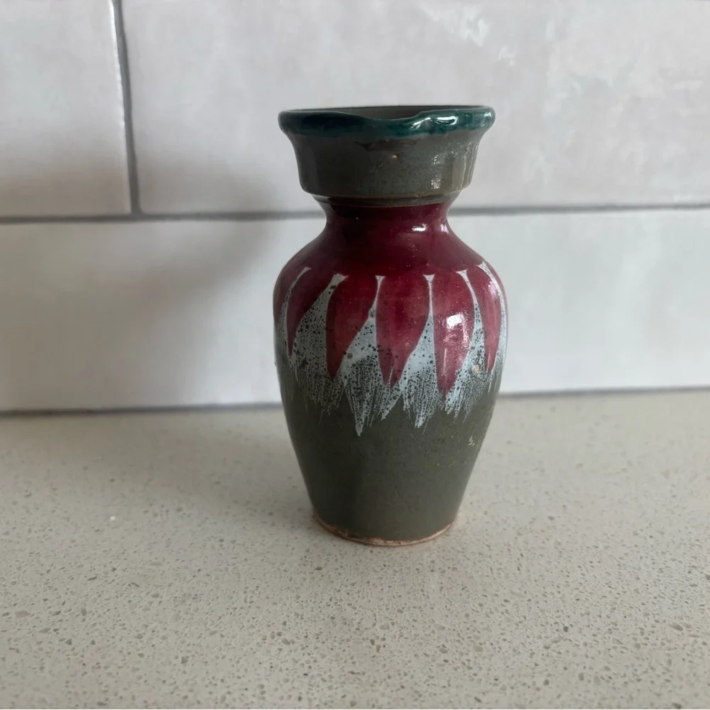 Vintage Made In Italy Bud Vase Pitcher Mid Century Modern 6 inch Green Burgundy
